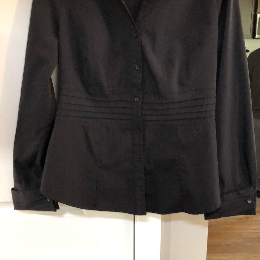 Stretch button down top - Picture 4 of 7
